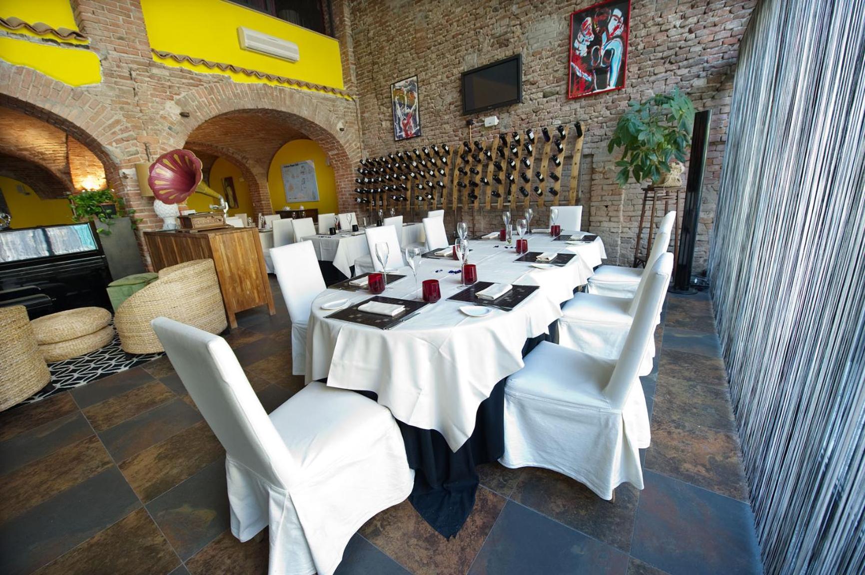 Albergo Cavallino Tortona Zewnętrze zdjęcie