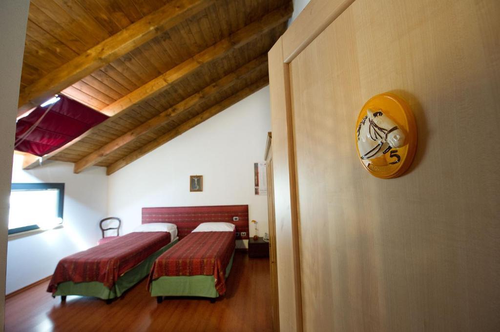 Albergo Cavallino Tortona Pokój zdjęcie
